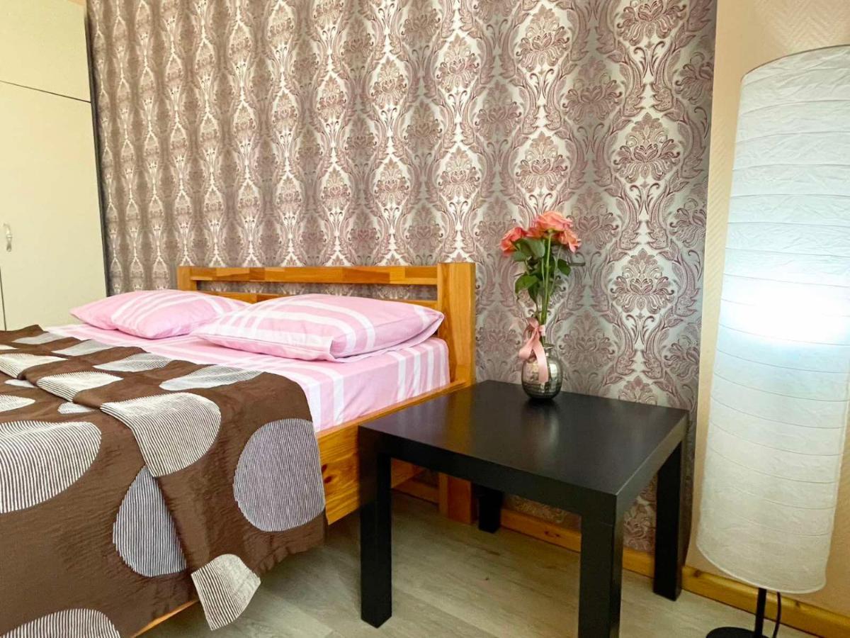 Крехівська 5,Апартаменти В Центрі, Дві Спальні Львів Екстер'єр фото